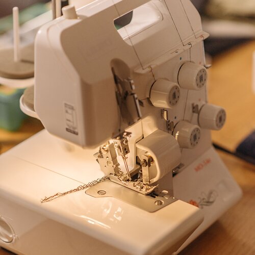 Een naaiatelier dat textiel redt